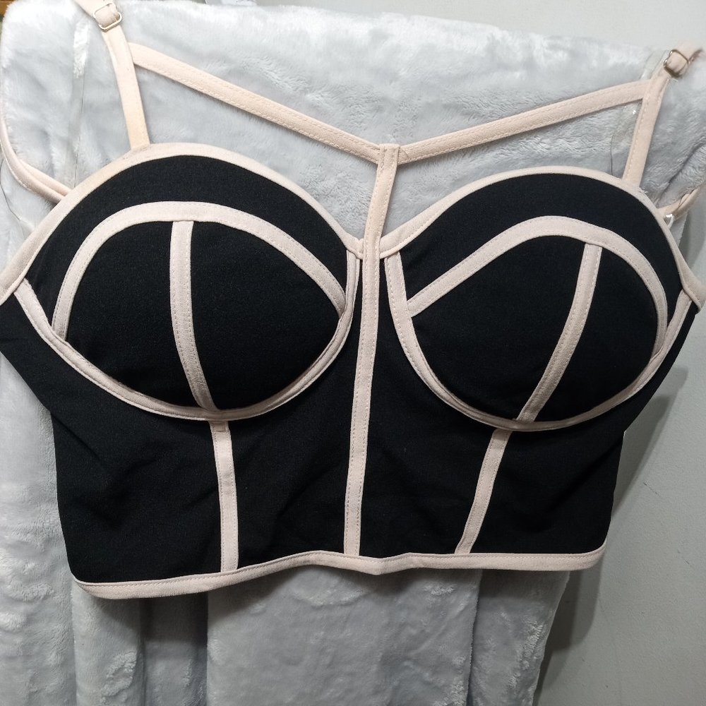 Entry - Crop top